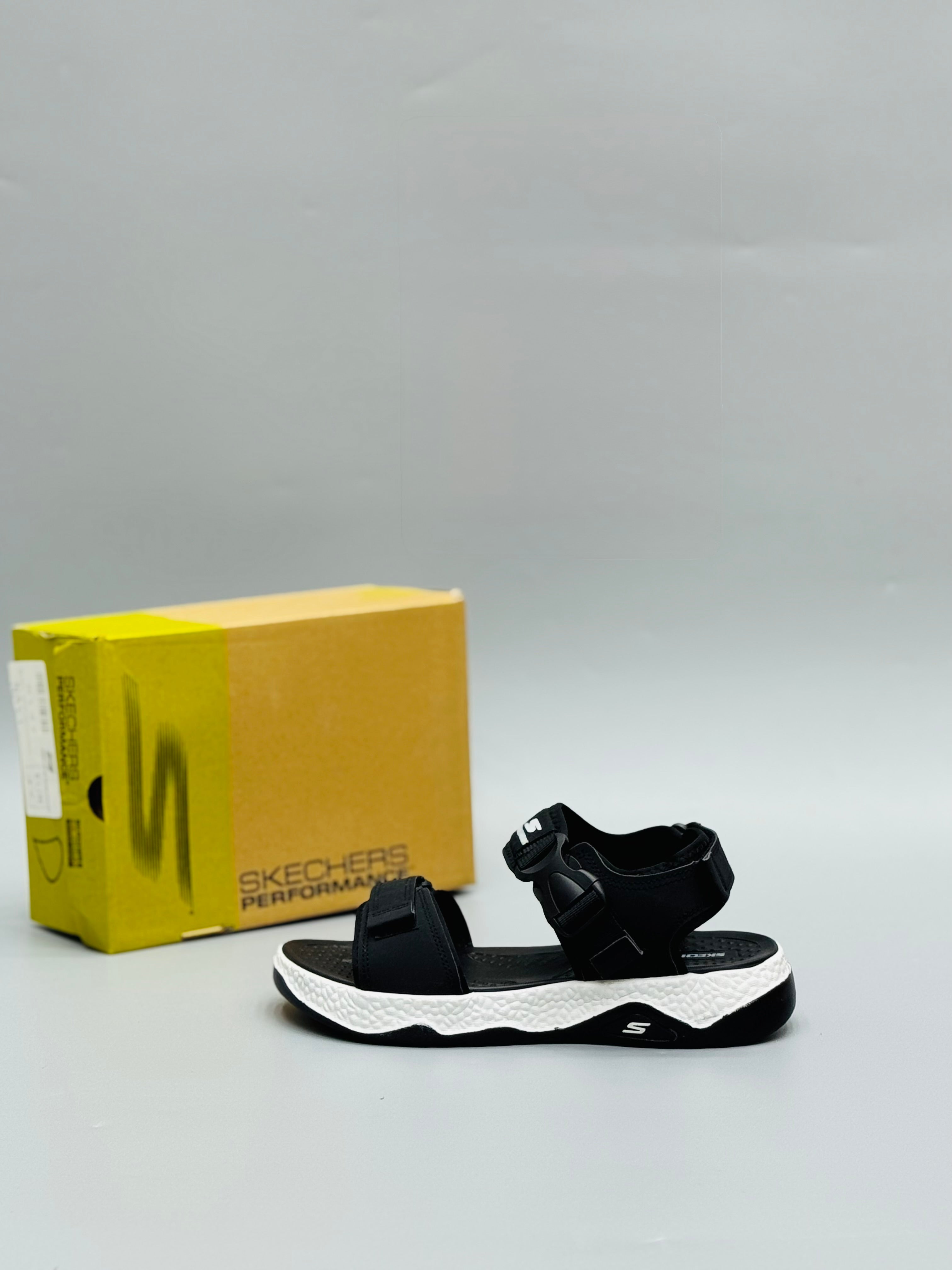 SKE Hyper Burst Sandals