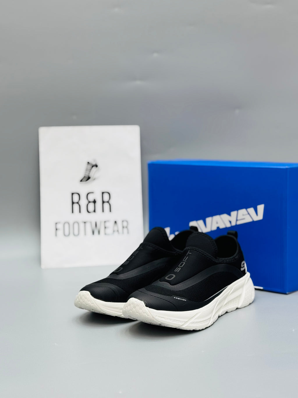 LI-NING RUNNING SHOES