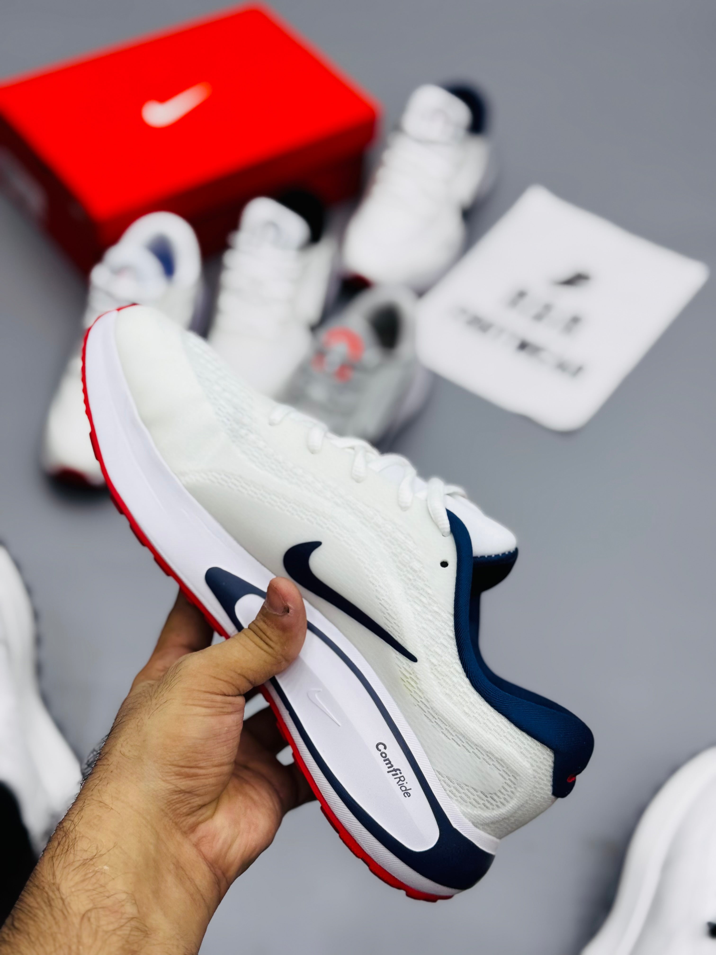 NK Journey Run Men's Road Running Shoes