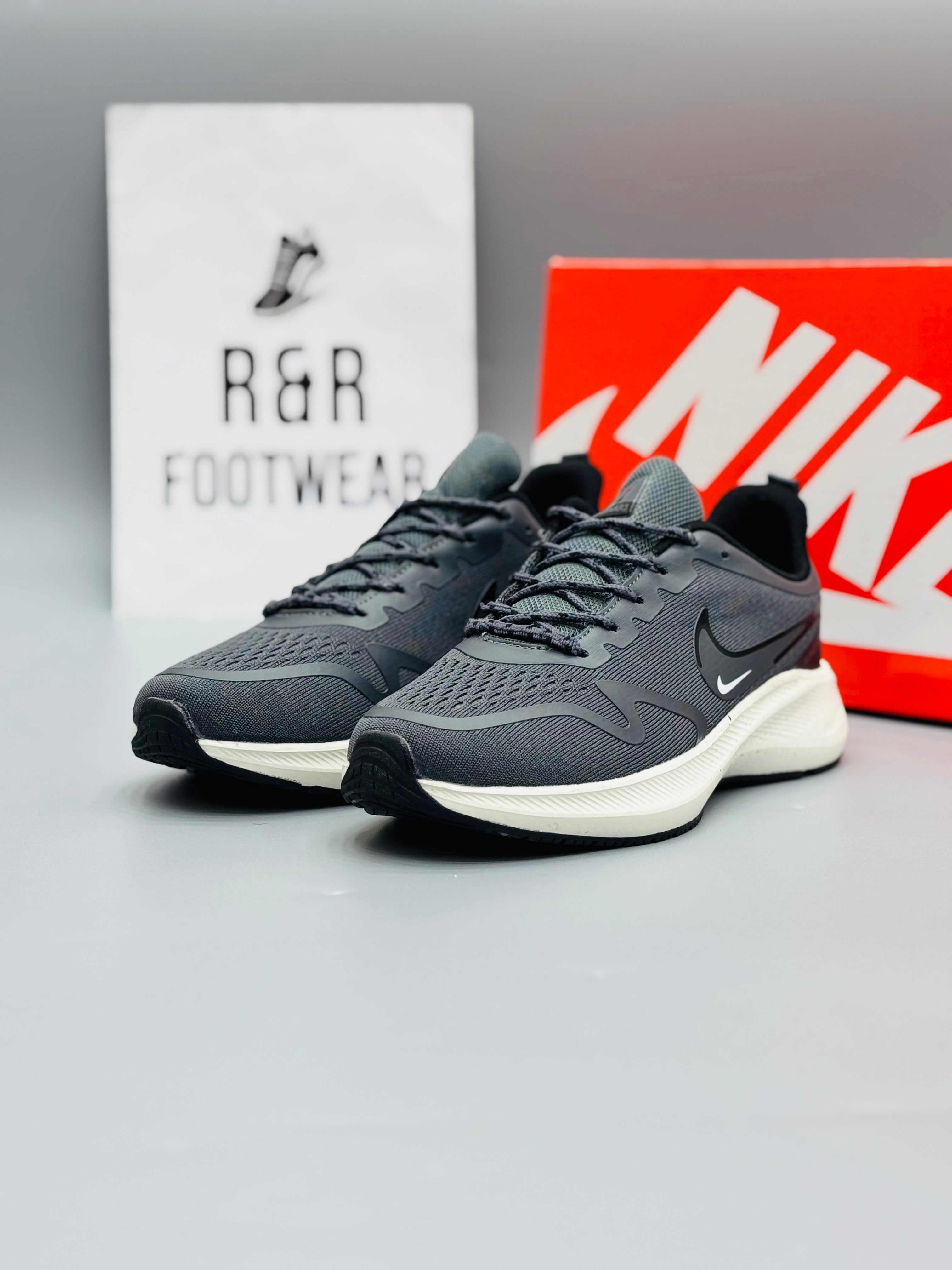 NK Runners Flyknit