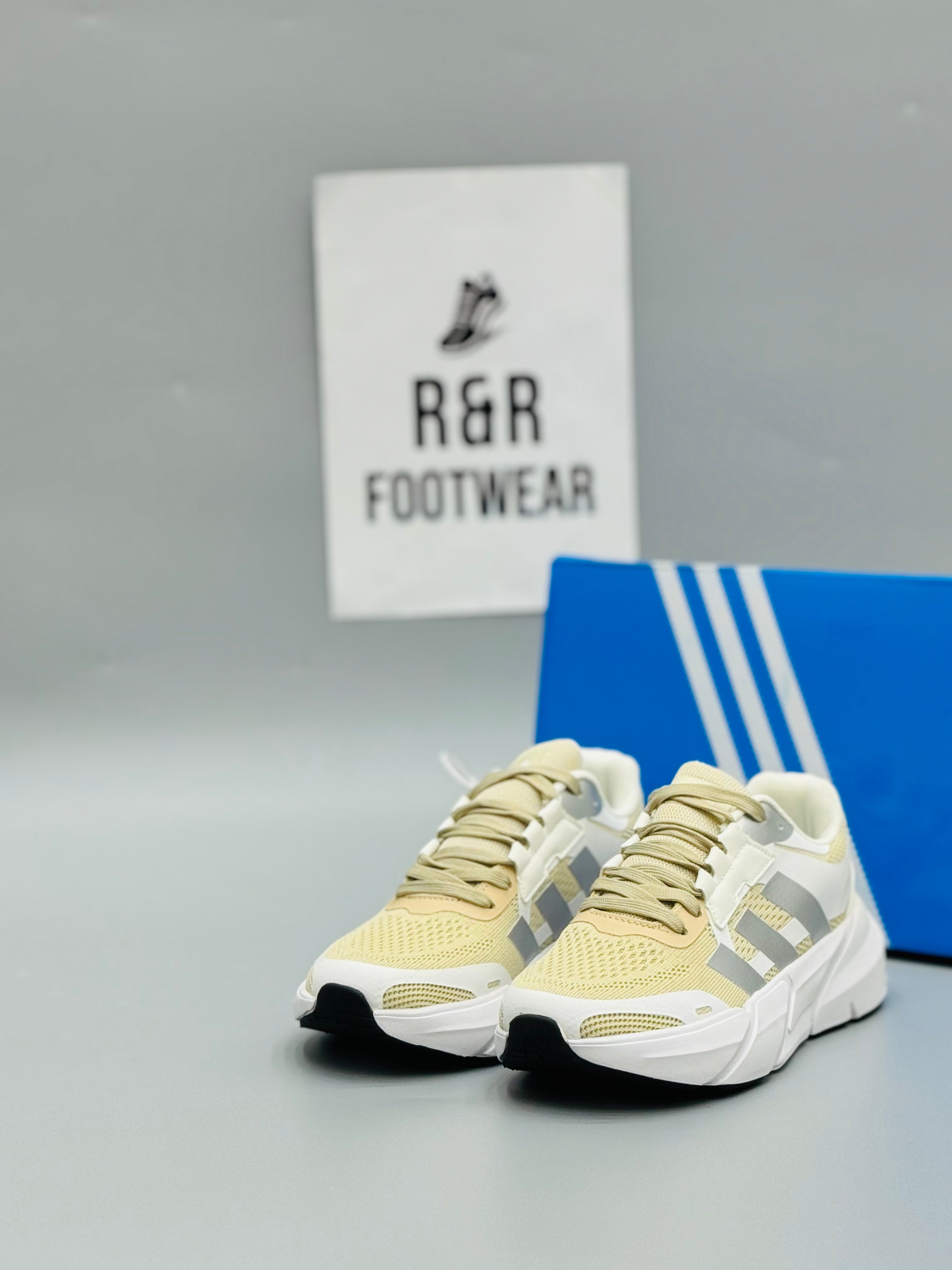 Ads ZX runners