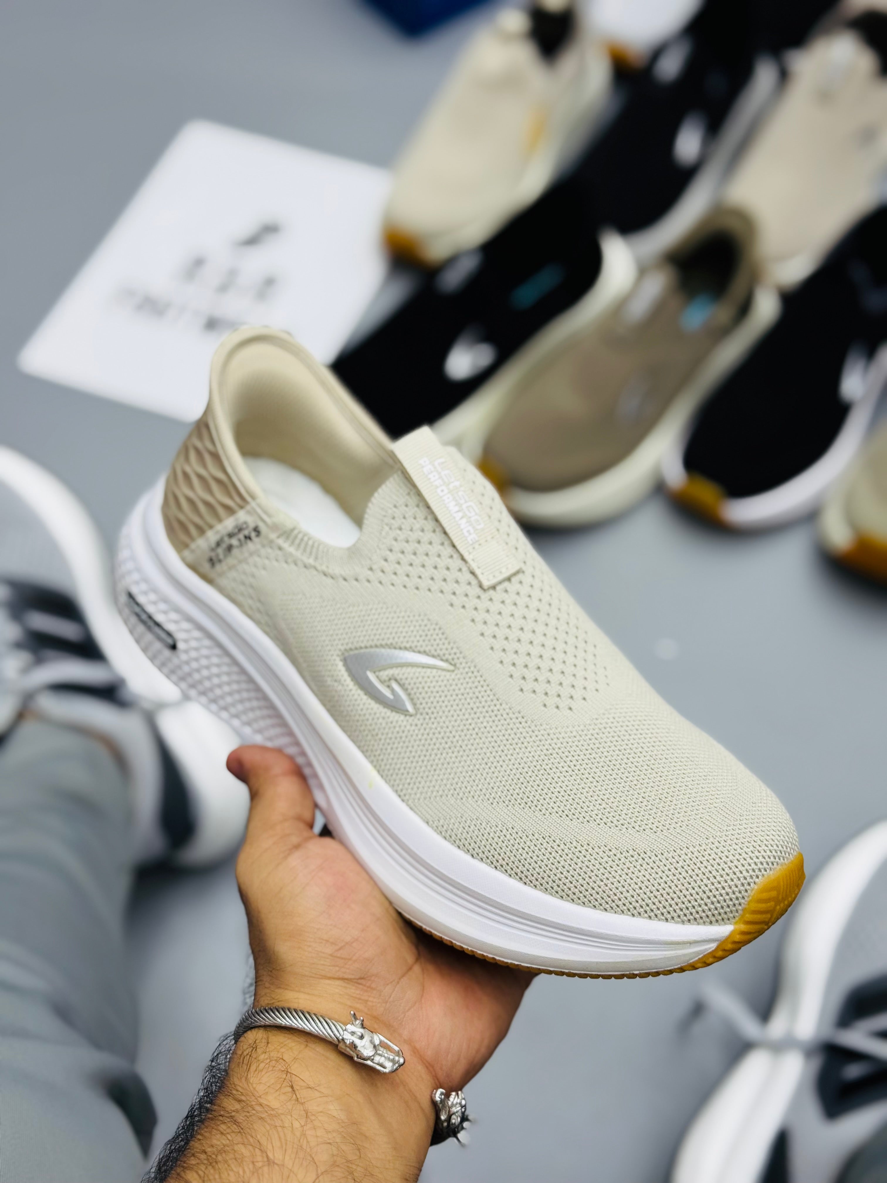 Skechers ultra light let’s go slip in