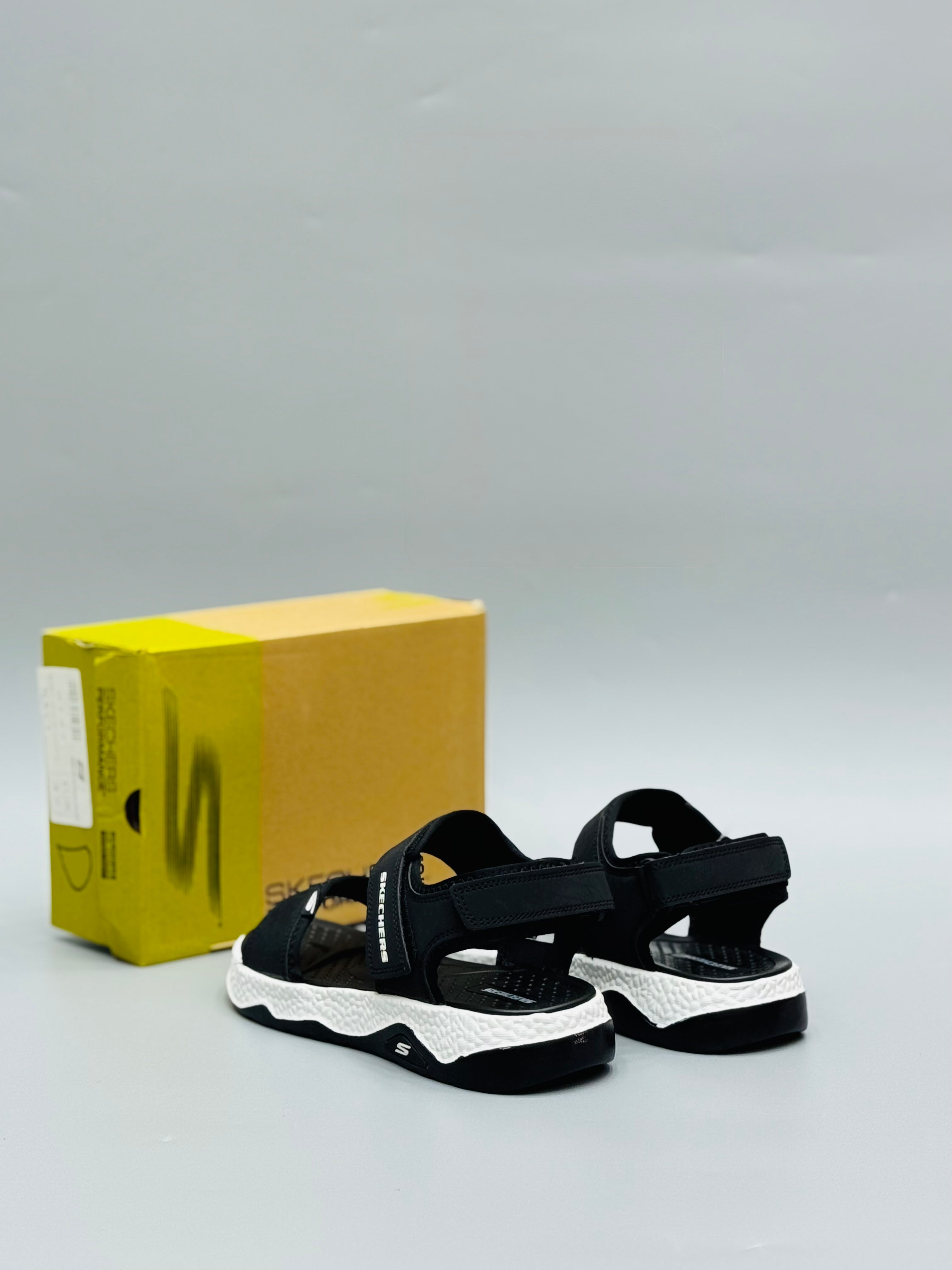 SKE Hyper Burst Sandals