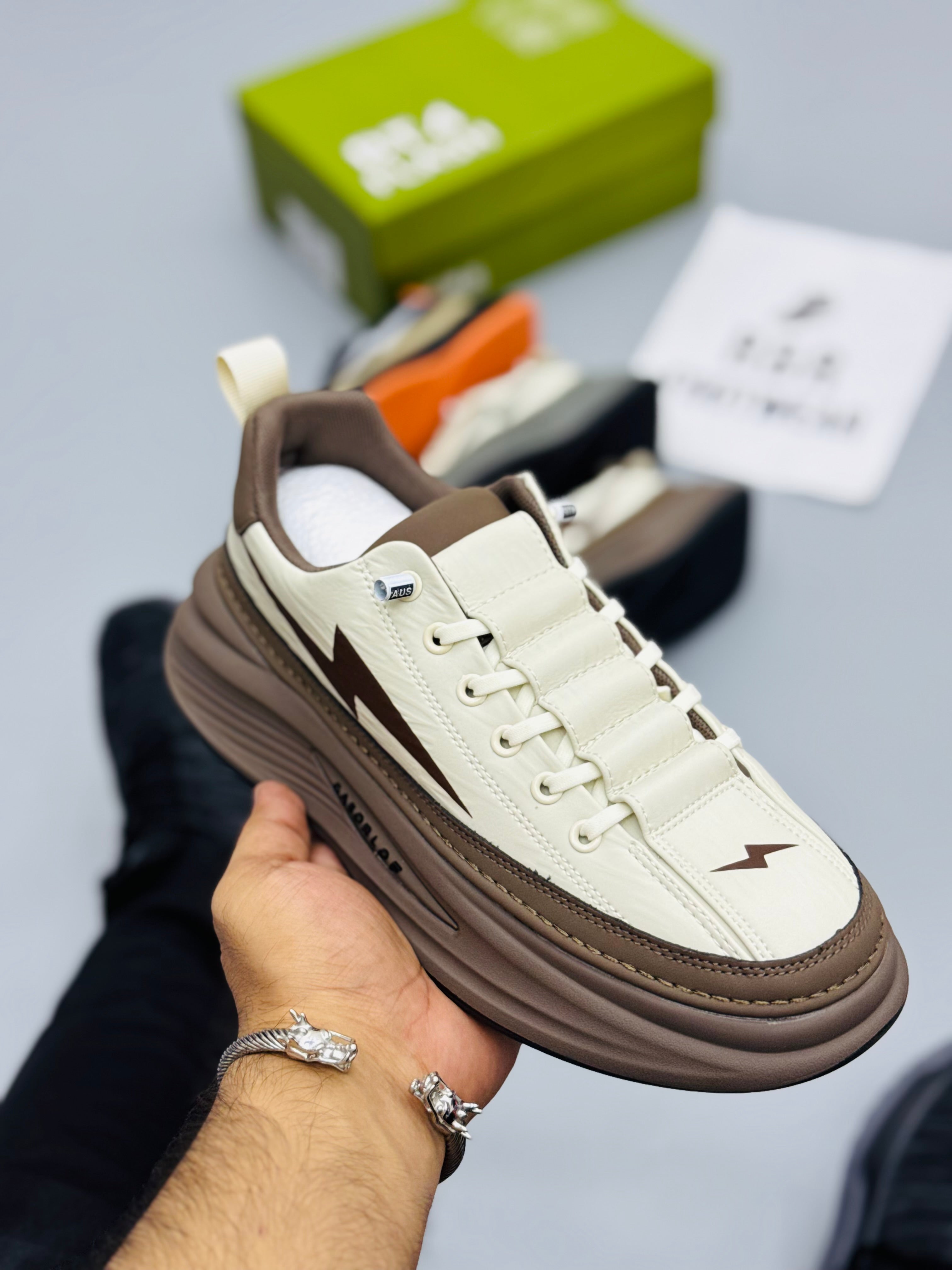 Flash Sneakers