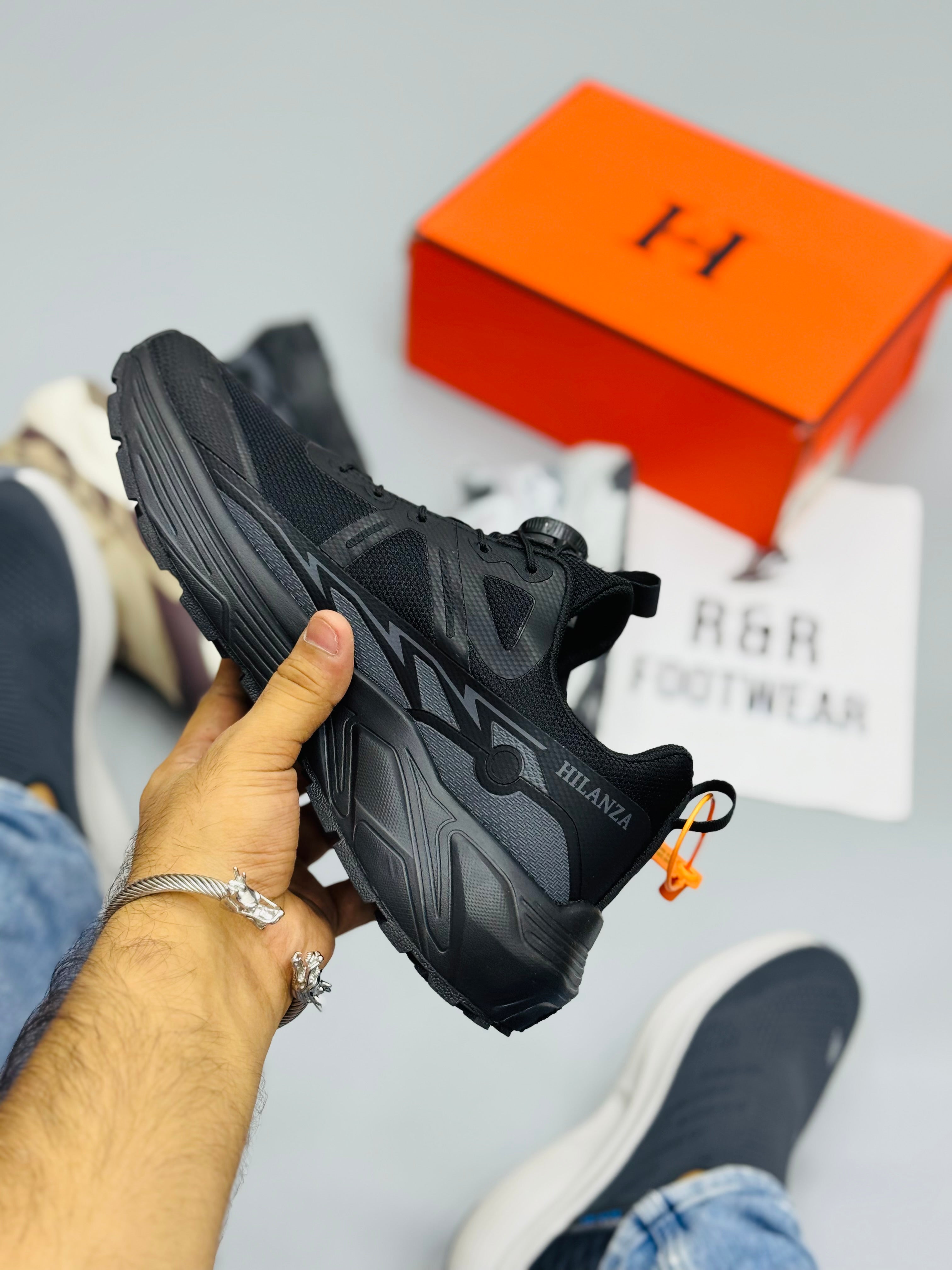 Hilanza Sports Shoes