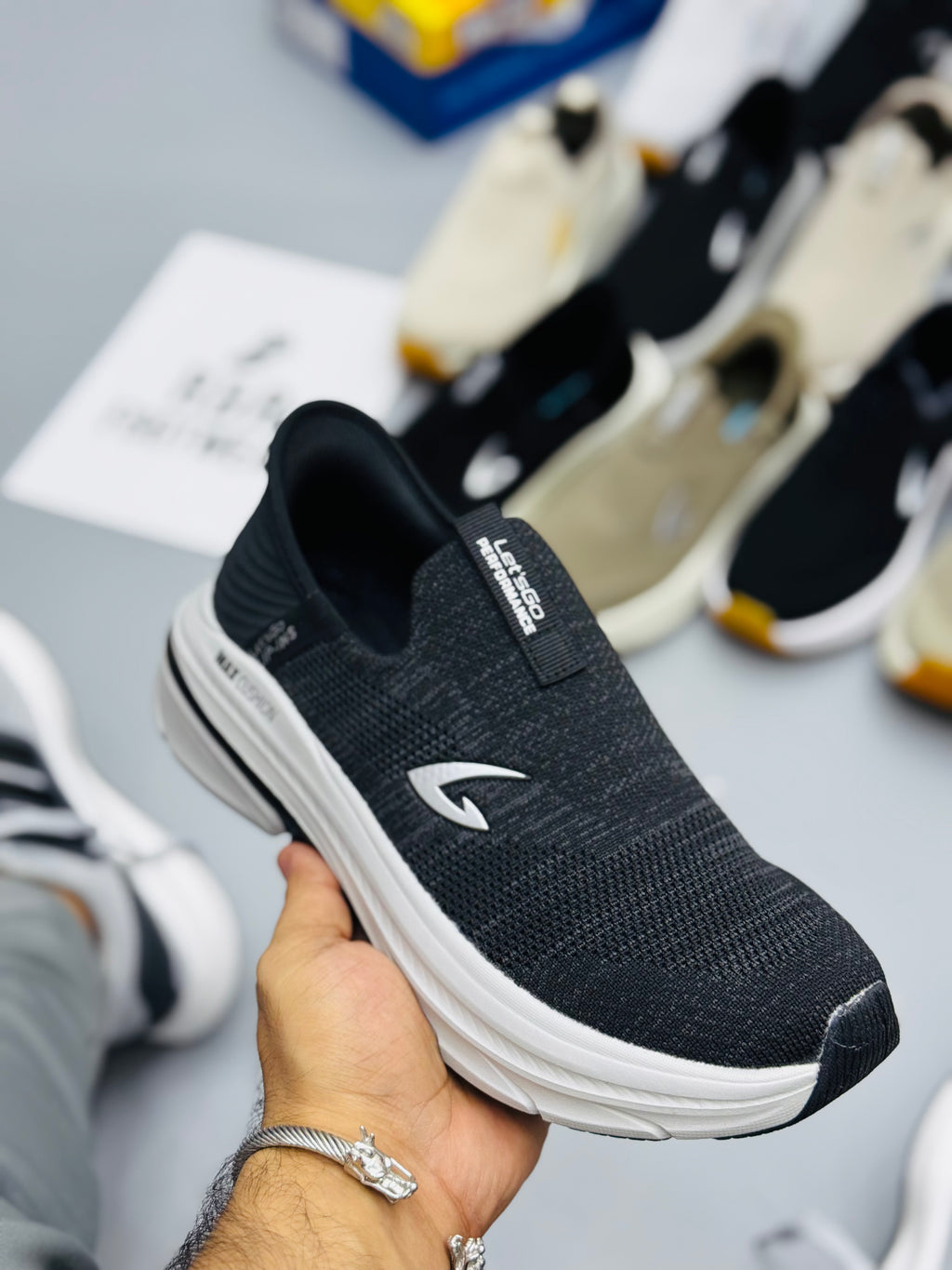 Skechers Archfit Let’s Go Slip In