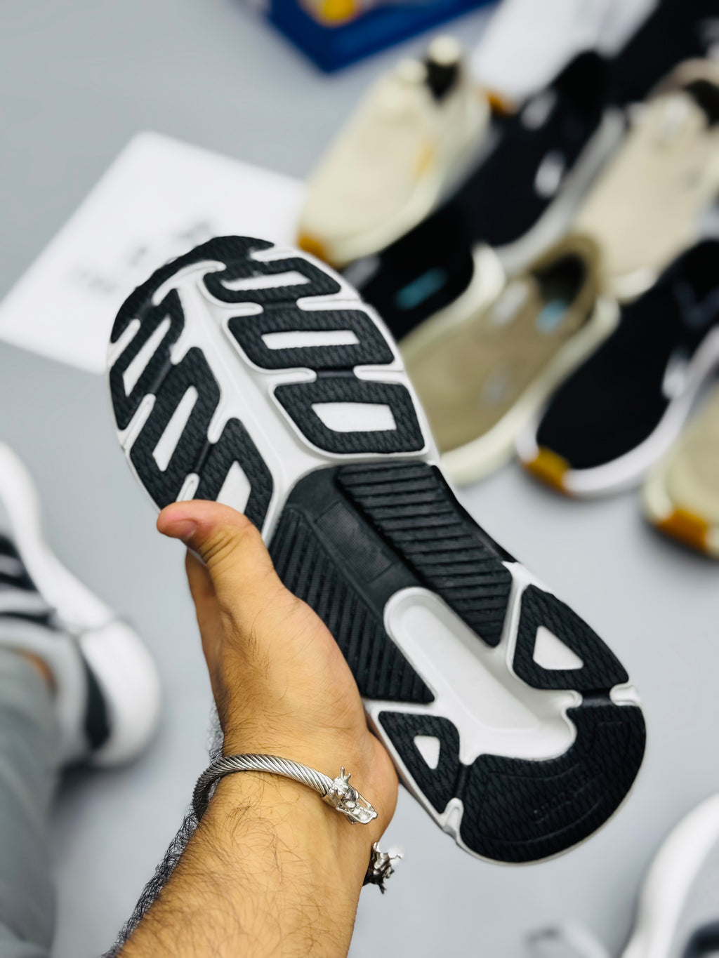 Skechers Archfit Let’s Go Slip In