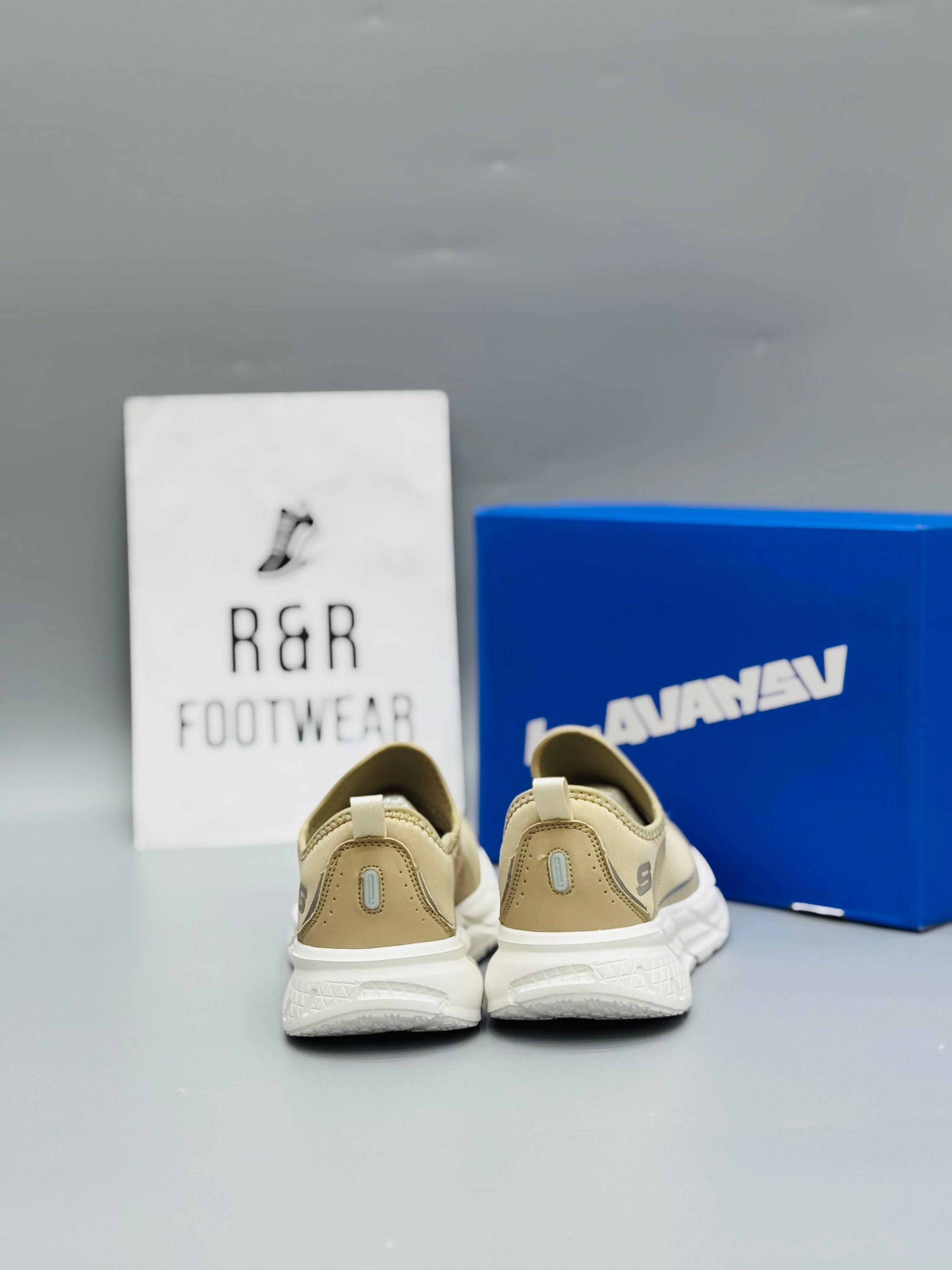 LI-NING RUNNING SHOES