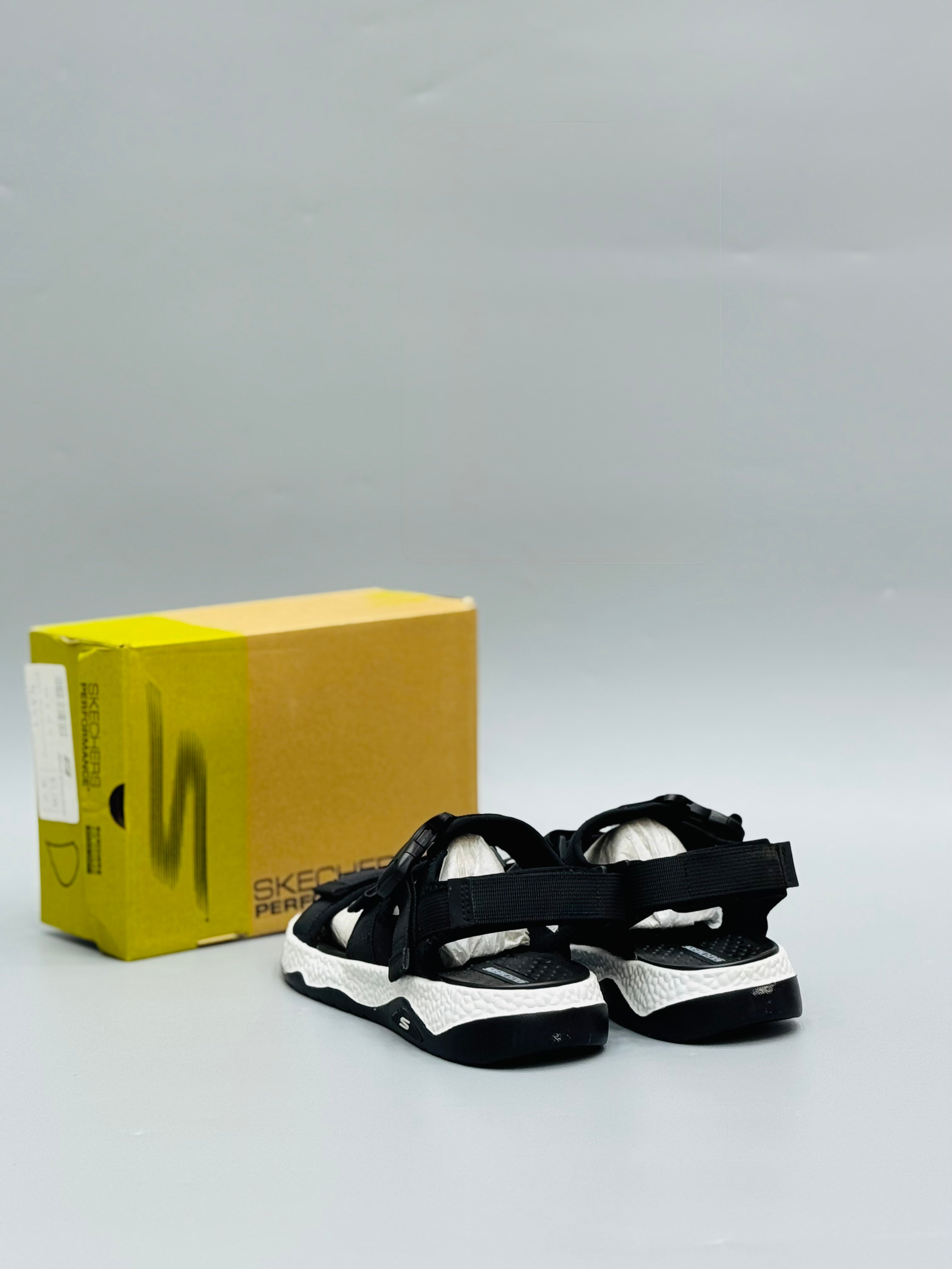 SKE Hyper Burst Sandals