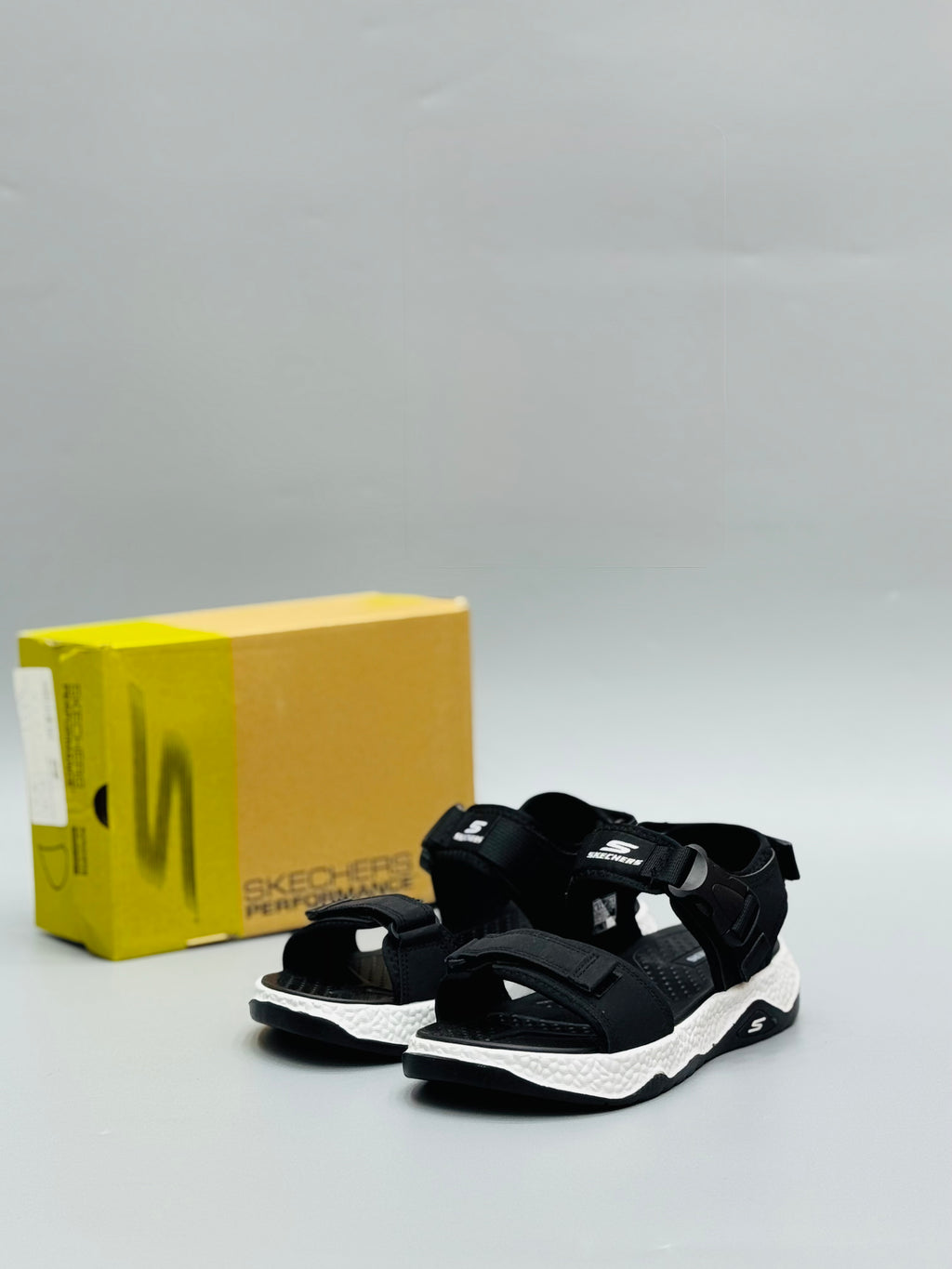 SKE Hyper Burst Sandals