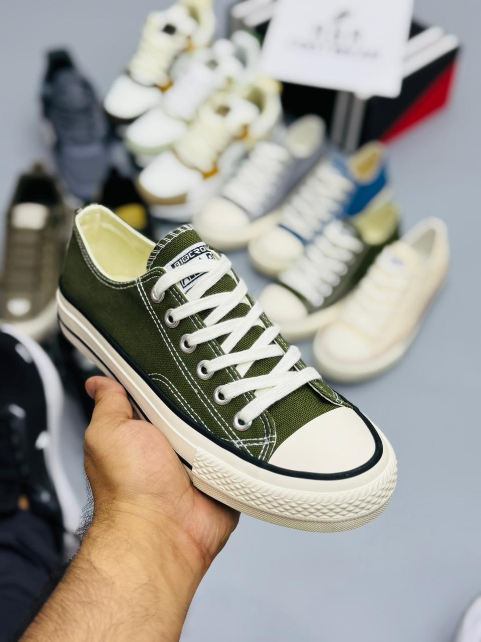 CANVA Sneakers
