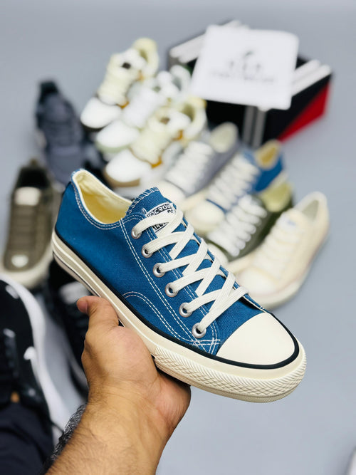 CANVA Sneakers